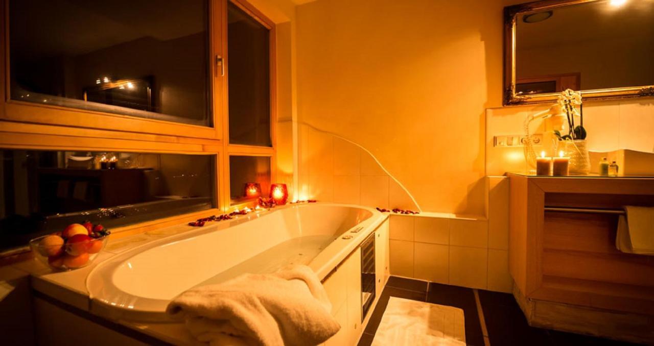 Thula Wellnesshotel Bayerischer Wald Lalling Esterno foto